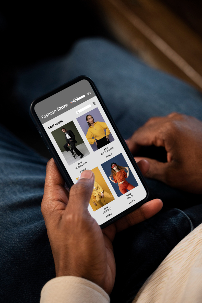 Retail & E-commerce
